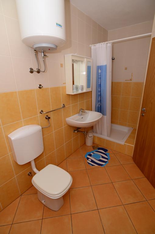 דירות פרימוסטן Apartman Milena מראה חיצוני תמונה