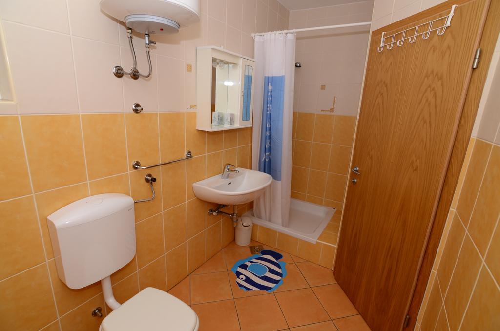 דירות פרימוסטן Apartman Milena מראה חיצוני תמונה
